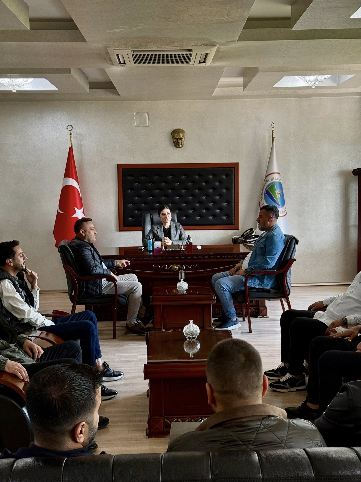 Gümrükte Günübirlik Geçimini Sağlayan Vatandaşlarımızdan Başkanımıza Ziyaret